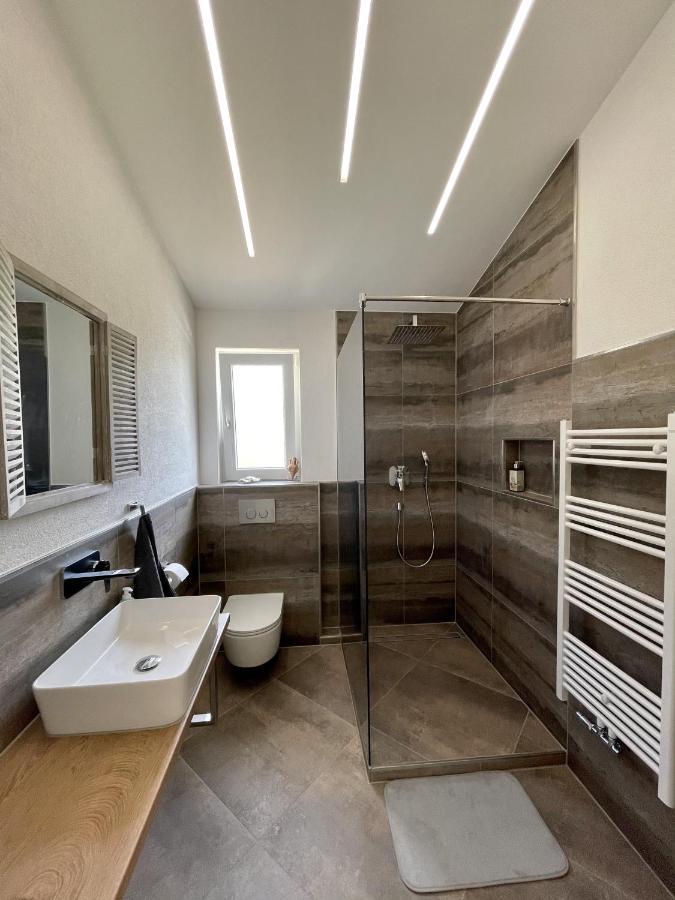 Lambda Holiday Apartments イェセニツェ エクステリア 写真